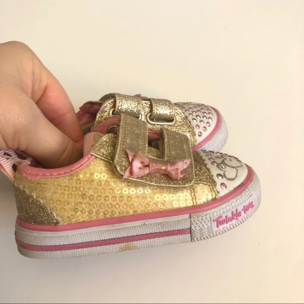 Skechers Twinkle Toes Shuffles Itsy Bitsy Sneakers